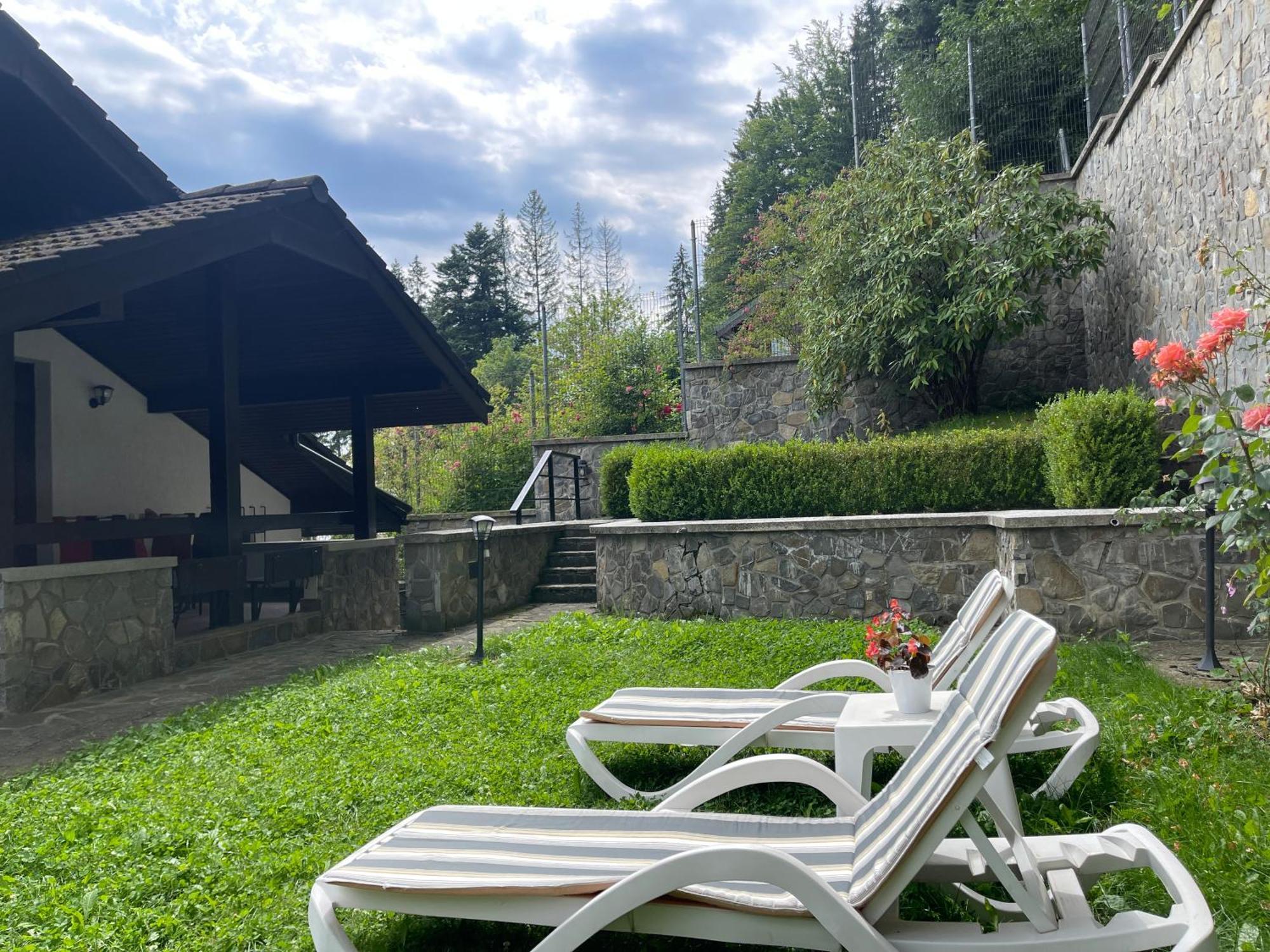 Vila Terase Hotel Sinaia Exterior foto